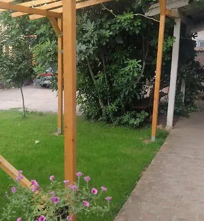 Knezevi Konaci Apartment *