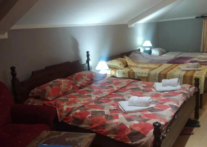 Knezevi Konaci Daire Smederevska Palanka